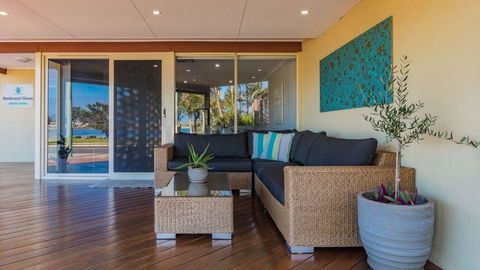 Starboard Views Kalbarri - River Front Apartment - Perths Hotel 9