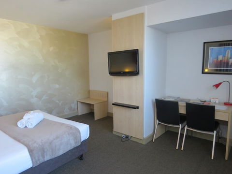 Metro Hotel Perth - Perths Hotel 42