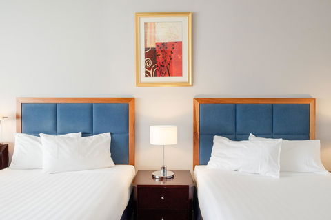 Seasons Of Perth - Perths Hotel 7