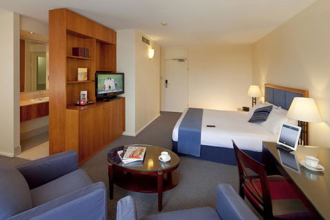 Seasons Of Perth - Perths Hotel 27
