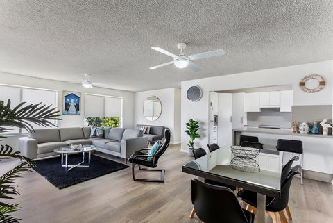 Laman Lodge, Unit 2, 15 Laman Street - Perths Hotel 2