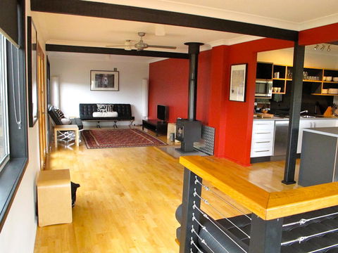 Pendeli Beach House - Perths Hotel 2