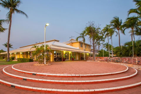 The Continental Hotel - Perths Hotel 8