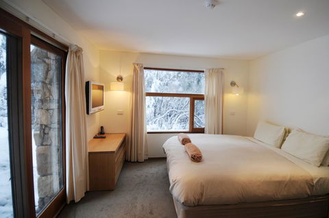 Ramshead Creek 3 - Thredbo - Perths Hotel 10