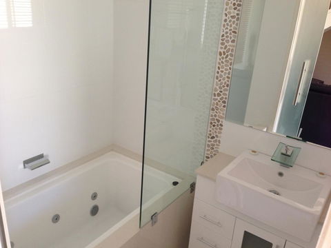 Byron Central Apartments - Perths Hotel 27