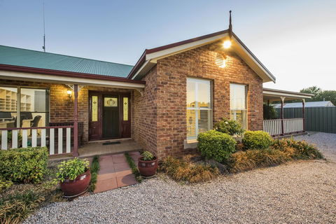 Colonial Court Villas - Perths Hotel 1