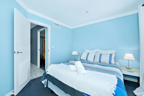 On The Beach Getaway - Perths Hotel 5