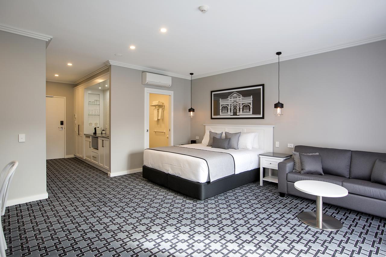 Tamworth NSW Perths Hotel