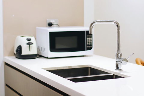Modern & Cosy 2-Bedroom Apartment Hornsby - Perths Hotel 9