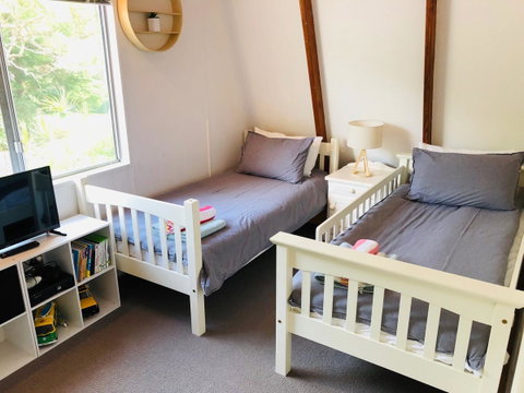 Little Blue Beach House - Perths Hotel 5