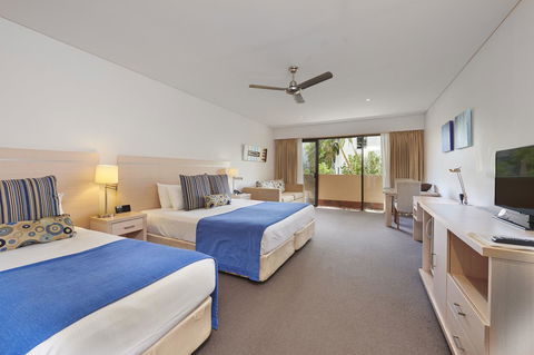 Waves Byron Bay - Perths Hotel 25