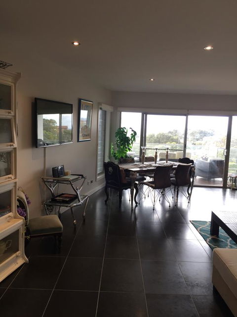 Churchill View Forster - Perths Hotel 18
