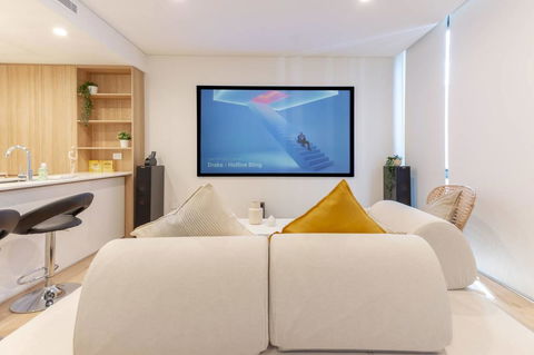Japanese Style Waterfront Apt Wt Rooftop Pool - Perths Hotel 24