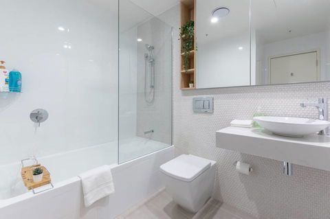 Japanese Style Waterfront Apt Wt Rooftop Pool - Perths Hotel 20