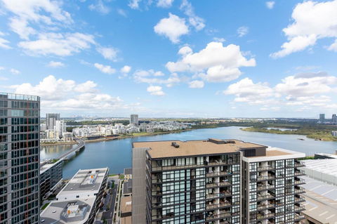 Japanese Style Waterfront Apt Wt Rooftop Pool - Perths Hotel 6