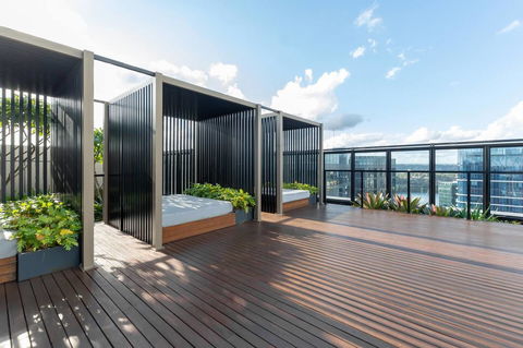 Japanese Style Waterfront Apt Wt Rooftop Pool - Perths Hotel 18