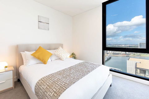 Japanese Style Waterfront Apt Wt Rooftop Pool - Perths Hotel 26