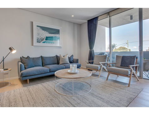 Oceanside Elegance At Superb Home Steps From Sand - Perths Hotel 0