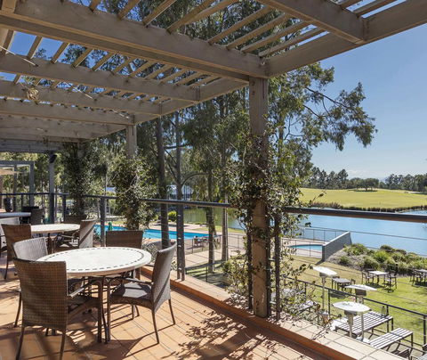 Oaks Cypress Lakes Resort - Perths Hotel 24
