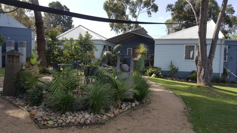 Huskisson Holiday Motel Cabins - Perths Hotel 33