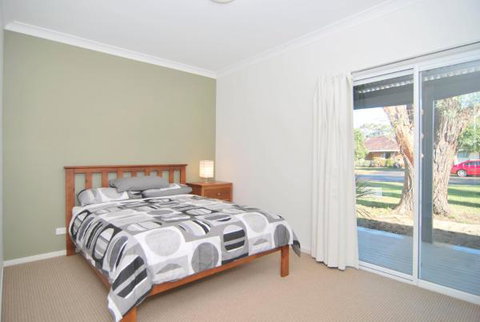 Huskisson Holiday Motel Cabins - Perths Hotel 30