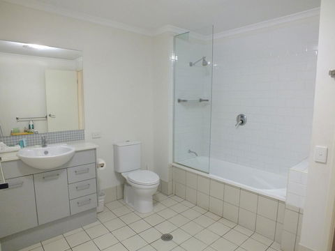 Pacific Marina Apartments - Perths Hotel 5