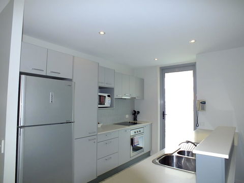 Pacific Marina Apartments - Perths Hotel 11