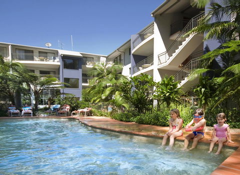 Flynns Beach Resort - Perths Hotel 0