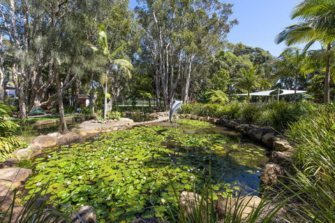 Flynns Beach Resort - Perths Hotel 8
