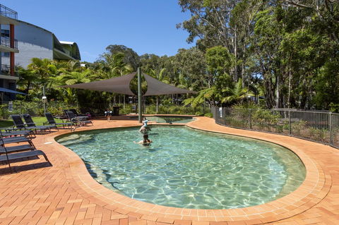 Flynns Beach Resort - Perths Hotel 7