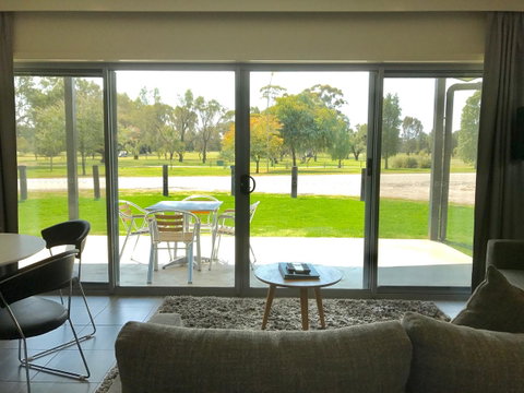 Comfort Suites Clubarham Golf Resort - Perths Hotel 13