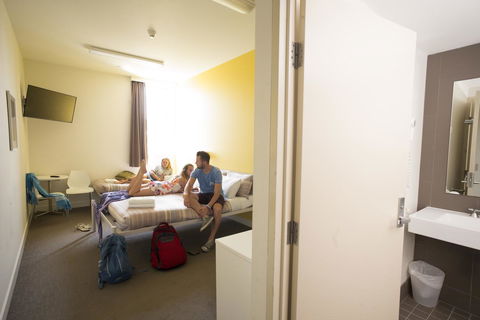 YHA Sydney Harbour - Perths Hotel 4
