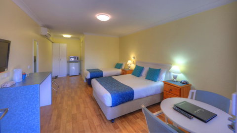 Pelican Motor Inn - Perths Hotel 5