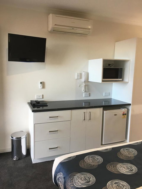 Pelican Motor Inn - Perths Hotel 8