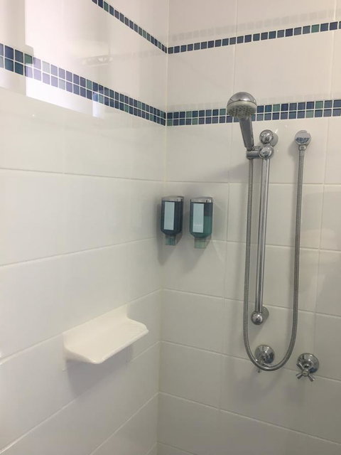 Pelican Motor Inn - Perths Hotel 12