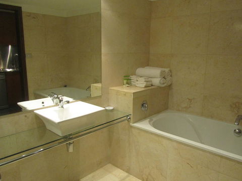 Best Western Plus Goulburn - Perths Hotel 20