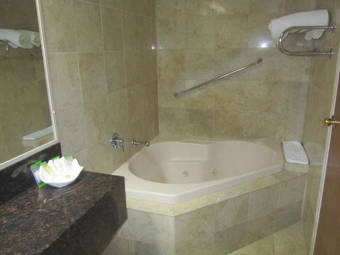 Best Western Plus Goulburn - Perths Hotel 29