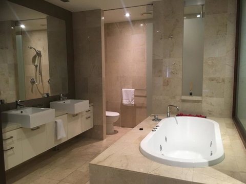 Santai 321 Beachside Studio - Perths Hotel 9