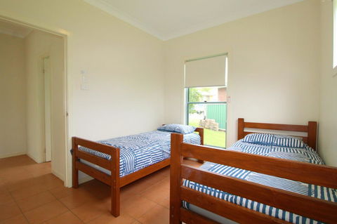 Anglesea, 17 Hodgson Street - Perths Hotel 8
