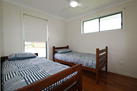 Anglesea, 17 Hodgson Street - Perths Hotel 10