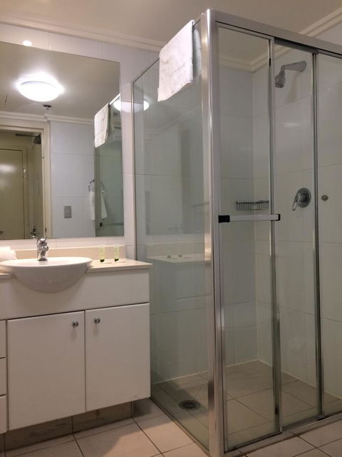 Fiori Apartments - Perths Hotel 11