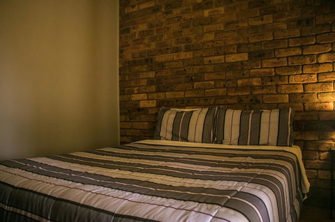 Ironstone Estate Lovedale - Perths Hotel 15
