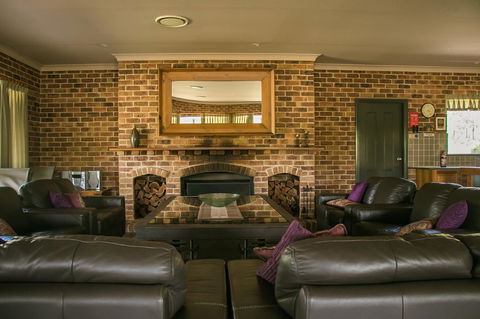 Ironstone Estate Lovedale - Perths Hotel 25