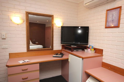 Sapphire Waters Motor Inn - Perths Hotel 9