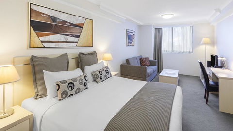 Oaks Sydney Castlereagh Suites - Perths Hotel 6