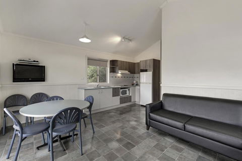 Discovery Parks - Dubbo - Perths Hotel 5