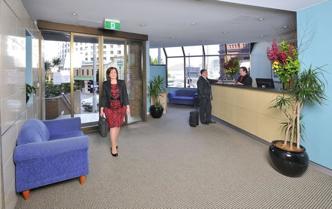 Metro Apartments On Darling Harbour - Perths Hotel 2