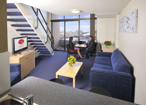 Metro Apartments On Darling Harbour - Perths Hotel 6