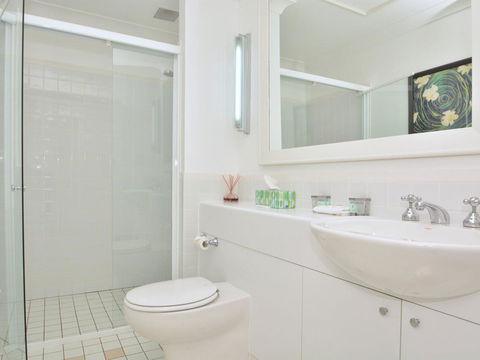 Villa 3br Margarita Villa Located Within Cypress Lakes Resort - Perths Hotel 4