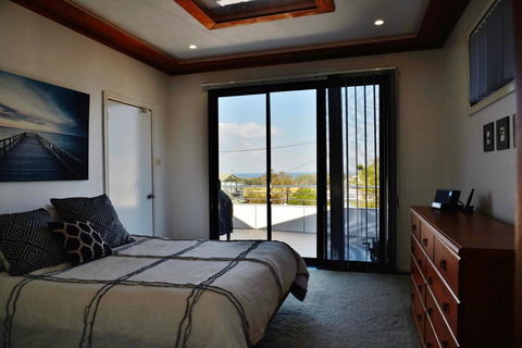 The Boat House - Perths Hotel 11